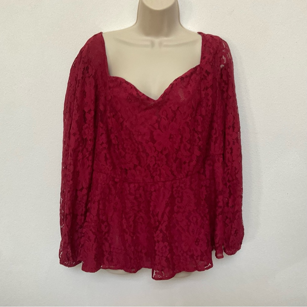 Torrid Red Lace Sweet Heart Neckline Long Sleeve Top Size 2 US 2X